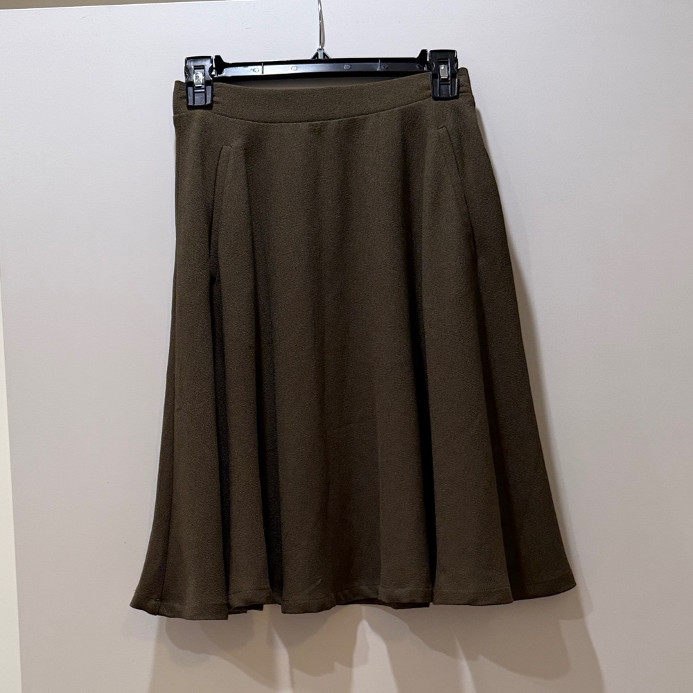 Vintage Olive Green Crepe A-Line Skirt with Zipper and Pockets
